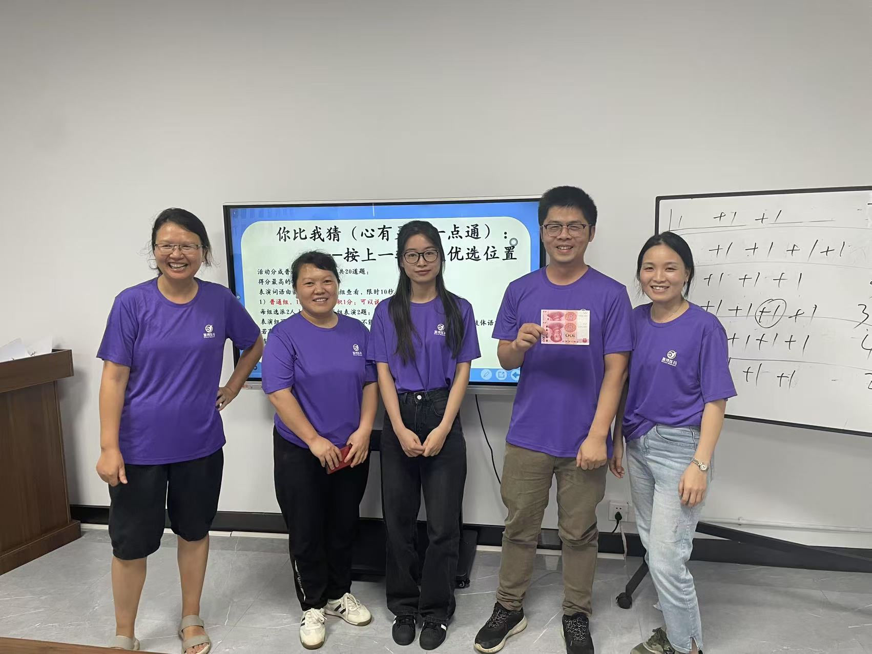 1753089162339220.jpg 434de841102eef079a65326db1e8fa1.jpg